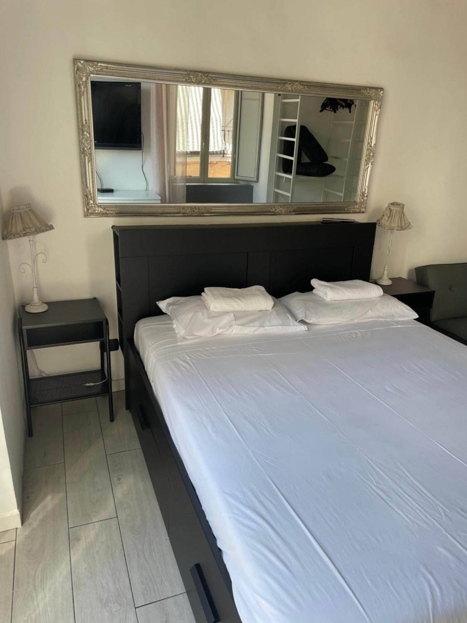 Suite &House Neapol Zewnętrze zdjęcie
